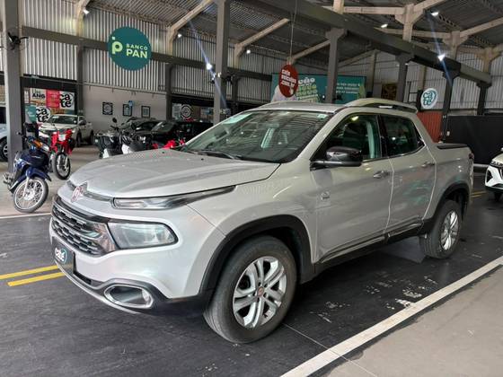 FIAT TORO 2.0 16V TURBO DIESEL VOLCANO 4WD AT9 FIAT TORO 2.0 16V TURBO DIESEL VOLCANO 4WD AT9